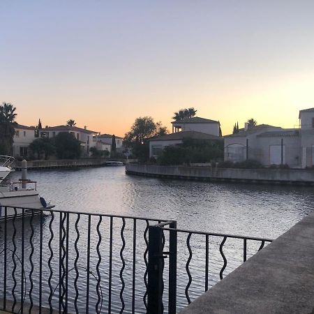 Marina Aigues-Mortes **** Kültér fotó